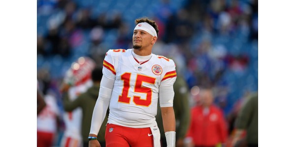 Les Chiefs de Kansas City ont recruté Justin Fields au poste de quarterback Les Chiefs de Kansas City ont recruté Justin Fields au poste de quarterback